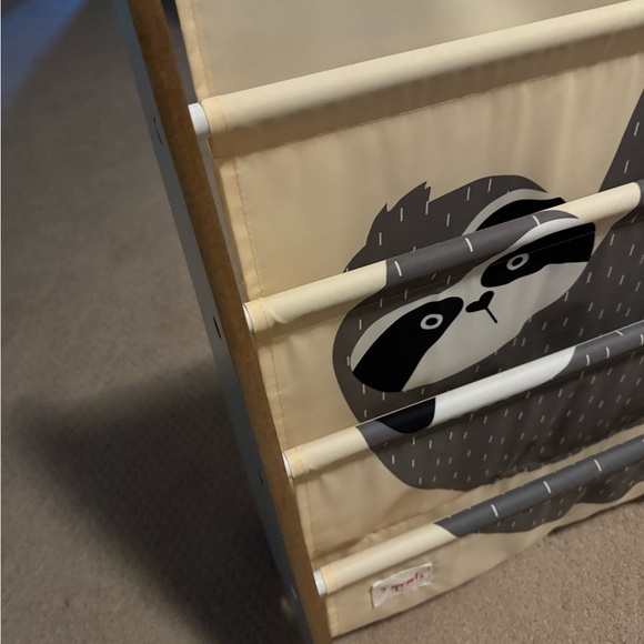 Sloth Print 3 sprouts Bookshelf - Picture 2 of 5